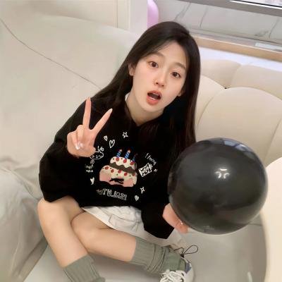 背鸭子的男孩